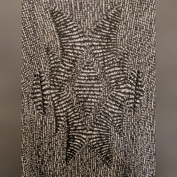 Vintage Putorti L/XL Chunky Black and White Knit Duster with Back Detail - Picture 7 of 8